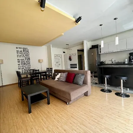 Апартаменти Alpha Брашов